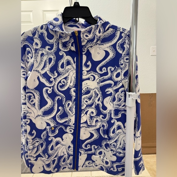 Lilly Pulitzer Sweaters - Lilly Pulitzer. Zip up sweater. Women’s large